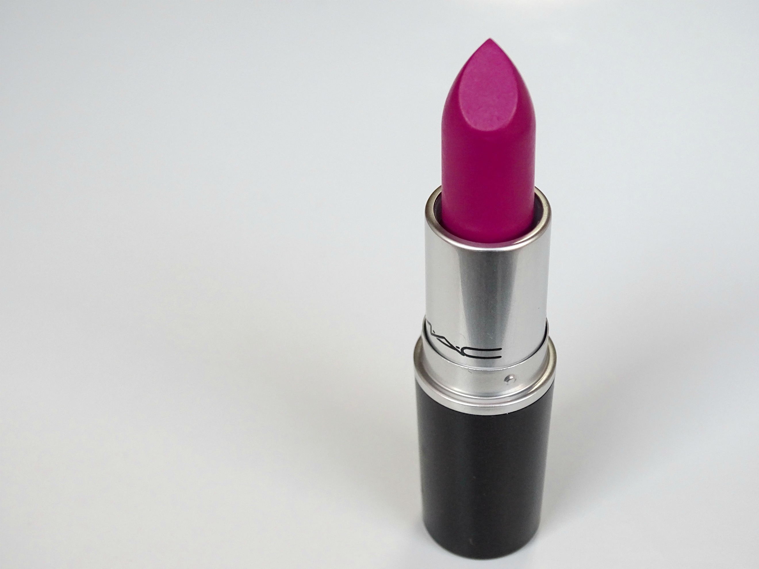 Eleanor J'adore - MAC Cosmetics Lipstick Haul - Flat Out Fabulous